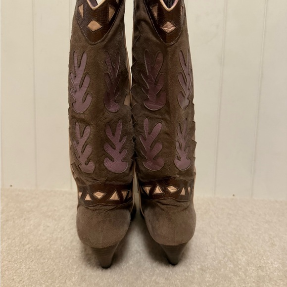 Beverly Feldman brown suede and leather inlaid heeled western cowboy boots sz 8 - Picture 5 of 7